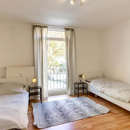Komfort Fuer Monteure In شقة اركراث