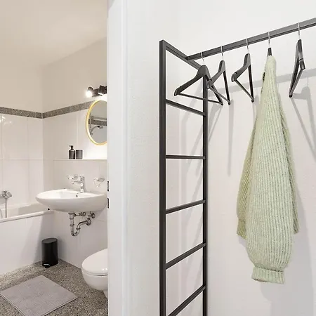 شقة Komfort Fuer Monteure In *